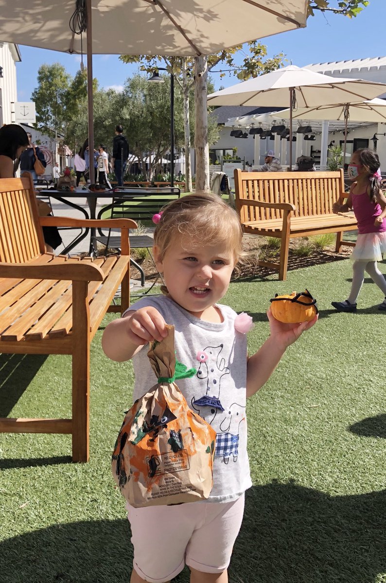iheartncm's tweet photo. Join us tomorrow, 10/30 from 10am-1pm at @OnePaseo for a pumpkin-themed Creative Saturday! We'll be making paper bag #pumpkins and decorating mini pumpkins with the kids. Kits are free to take home too! #creativesaturday https://t.co/usxXsx2kND