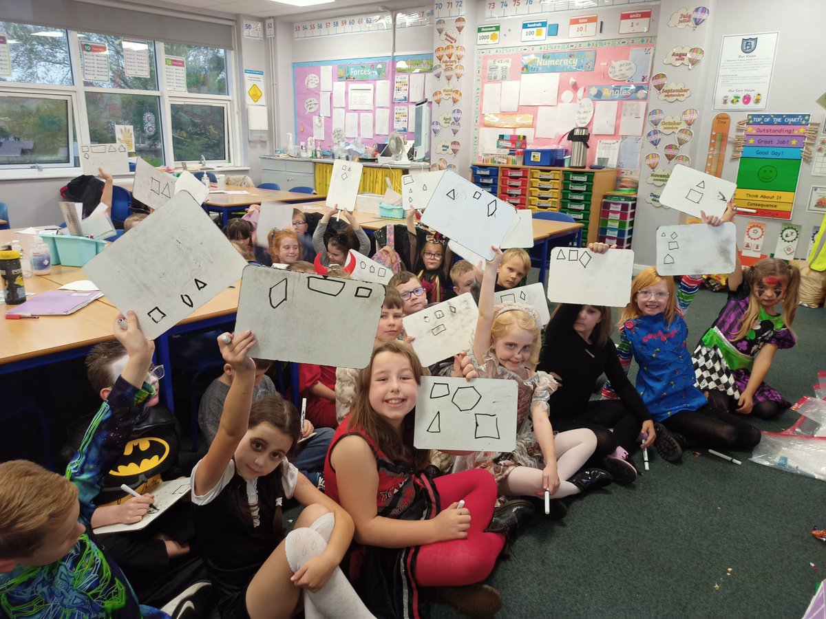 BPSDrParnell's tweet photo. In outer maths today we worked on quadrilaterals. We sorted them into regular and irregular quadrilaterals and then took pictures of quadrilaterals in the environment, which we marked up on our iPads. #BPSNumeracy #BPSDigitallearning https://t.co/LORFD5Q7BZ