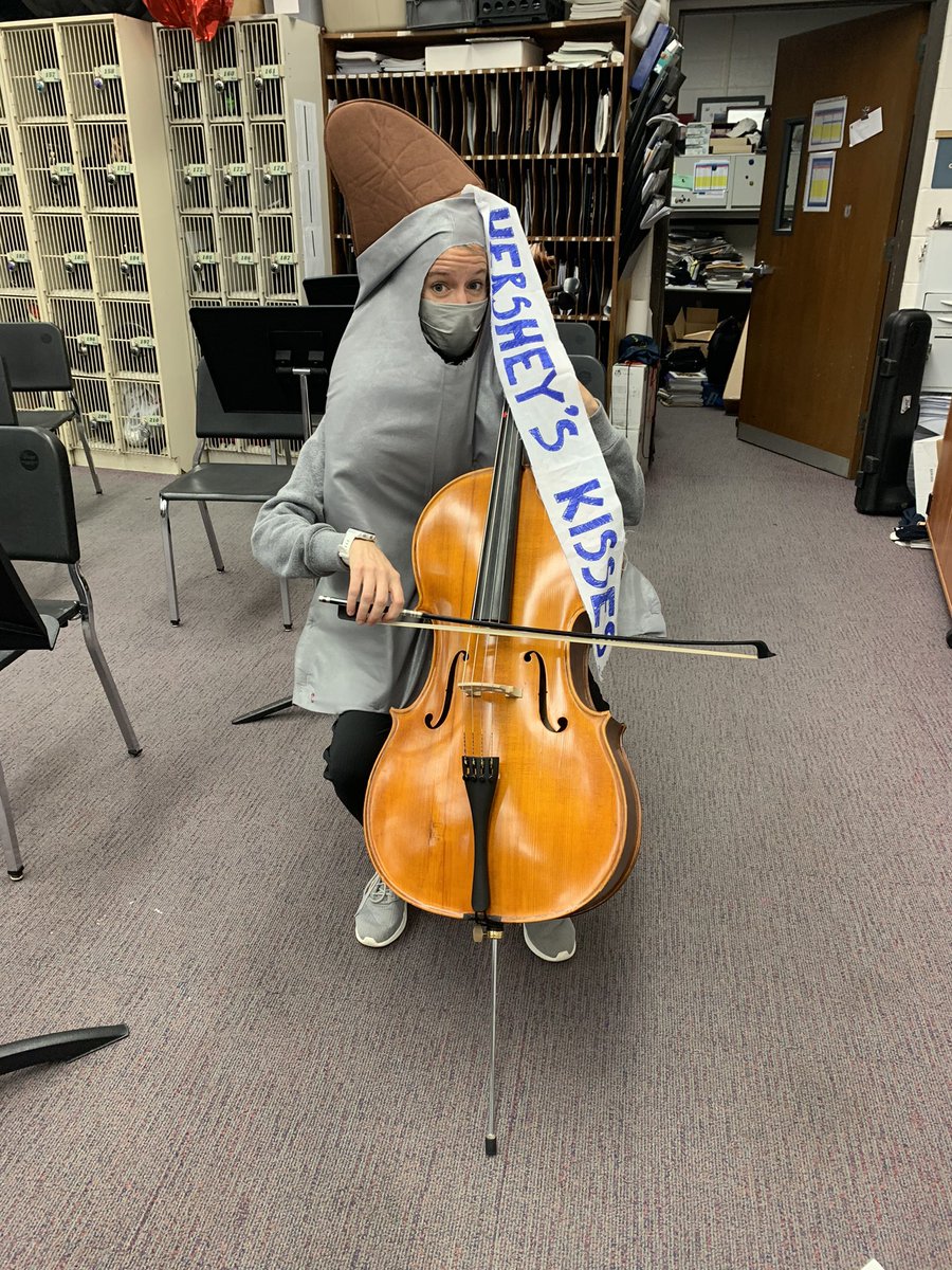 cardinalstrings's tweet image. Some days are sweeter than others. #itsworthit #happyhalloween #candymadness