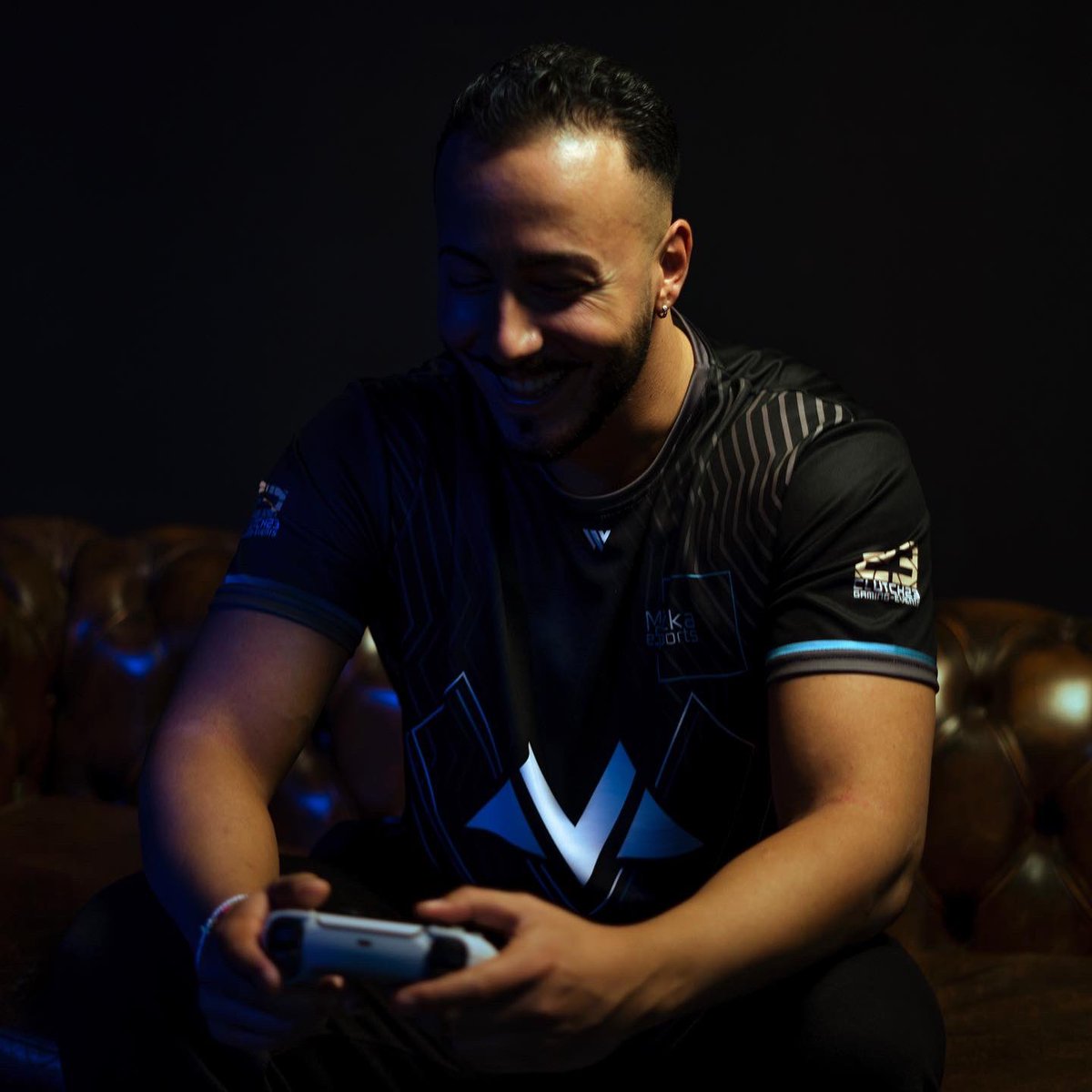 mizkaesports's tweet photo. „Ich seh etwas, was du nicht siehst“

Coaching ist auch im Bereich Fifa mittlerweile immer wichtiger geworden. Fehler auf direkten Wege erkennen, die Meta‘s vor jedem anderen kennen und eigene Taktiken &amp; Strategien entwickeln gehören hier dazu. https://t.co/vPoHwlBMVS