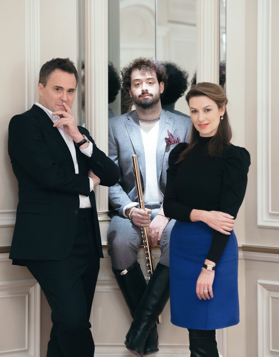 ChenReiss's tweet photo. It is a very exciting weekend for me. Today is the official release of our new album “Transatlantic“ with the newly-formed Berlin Academy of American Music, @GarrettKeast and Stathis Karapanos. Listen here: https://t.co/uiuxEhQZWO https://t.co/FQw1TMA9BB