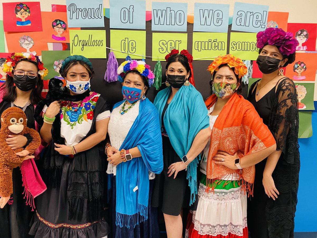 Las Fridas de tercer grado 🌵<a href="/NISD/">Northside ISD</a> <a href="/NISDVillarreal_/">Villarreal ES</a> <a href="/maestracastle/">Nadia Castillo Castner</a> <a href="/MsV210_/">Viviana</a>