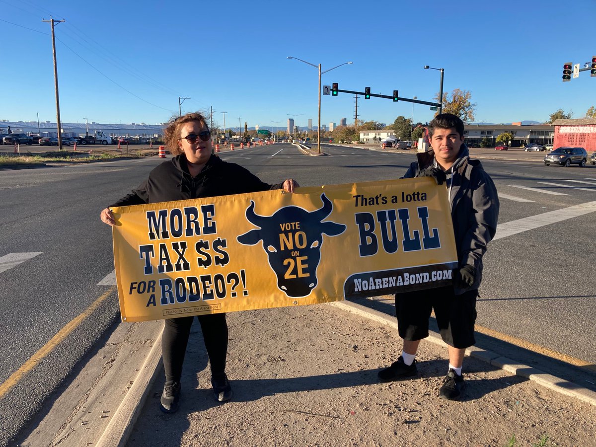 NoArenaBond's tweet photo. Let's GOTV for No On 2E! Yadira Sanchez and her son Ruben greet morning commuters in GES. Thanks for all the honks of support Denver!
#NoOn2E #NoArenaBond #RecoveryNotRodeo https://t.co/ow7fW9HPIR