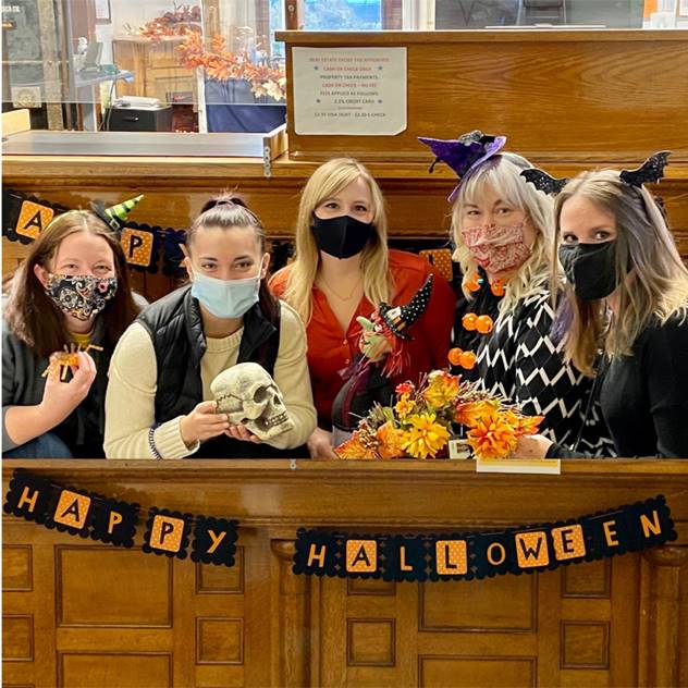 WACOfficials's tweet photo. Happy Halloween from our President, Treasurer Stacie Prada, and her staff in Jefferson County! #countyofficials #HappyHalloween https://t.co/GRChuf1cMx