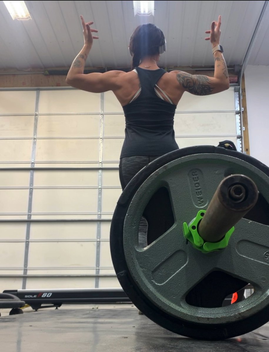 Whiskeytagofox's tweet photo. Don’t forget to #flex
#ftyf https://t.co/i7NbPgAiyH