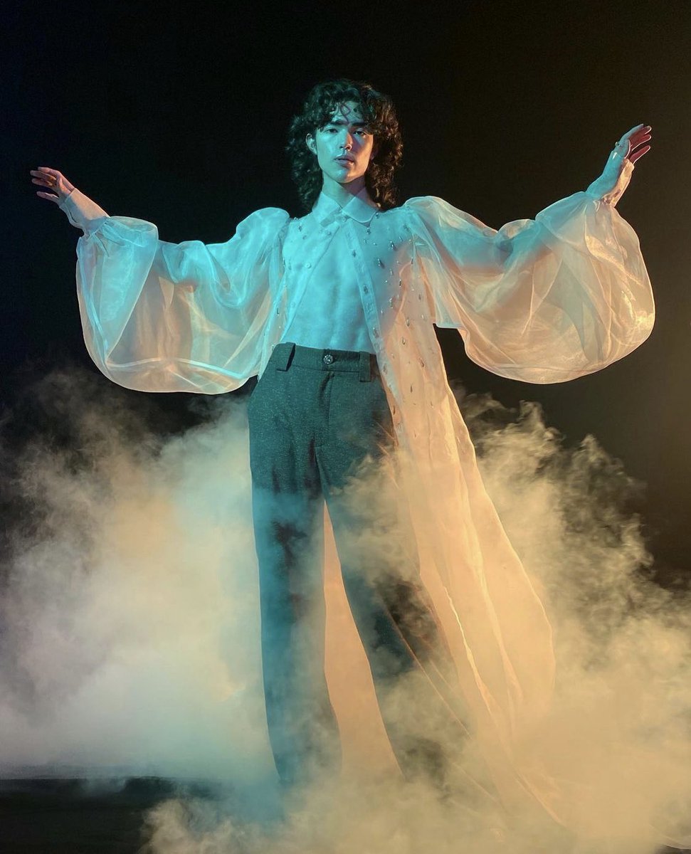 PINKPONYARCHlVE's tweet image. IG | conangray: “TELEPATH OUT NOW. WORLD TOUR TIX
ON SALE NOW. had the time of my life making
this song with @ilya_music @juliamichaels and
@carolineailin.artwork by the incredible @brianziff
and @katieqian .hope u have as much fun listening
to it as i had making it :)” (10/30)