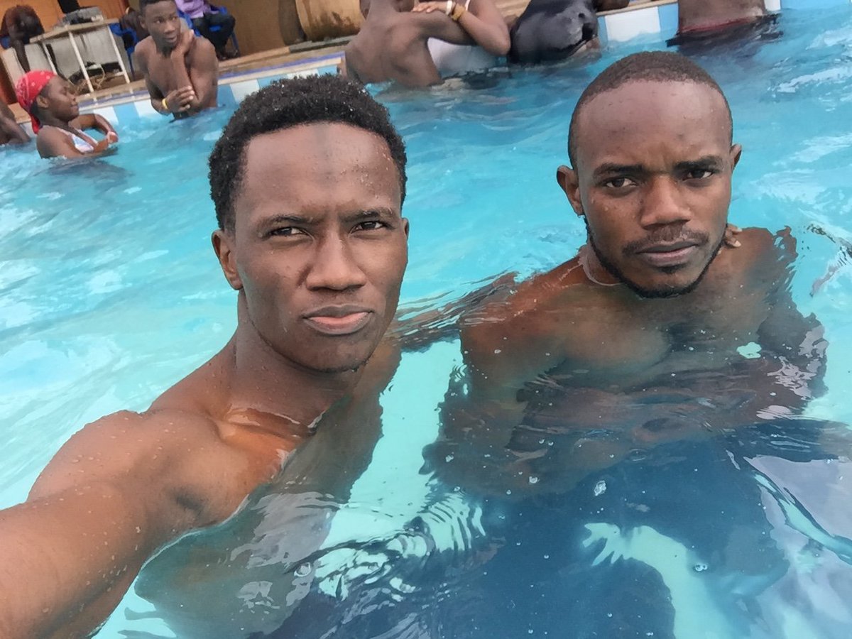 What kind of weather do you wish when in pool...✌️