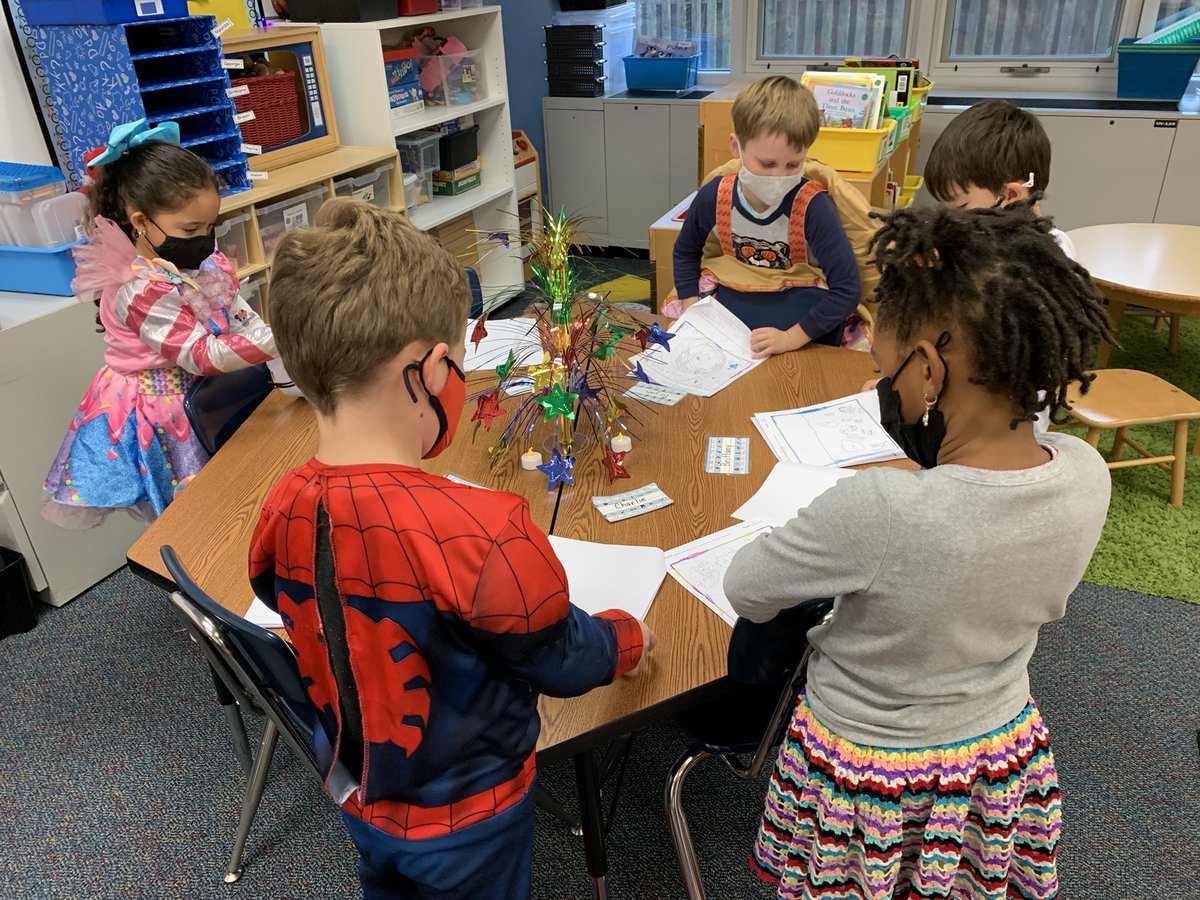 KWBdonovan's tweet photo. We had our first writing celebration, reading each other’s Show and Tell books. Next week, True Stories! #KWBPride  @BarrettAPS https://t.co/fvPShhm0cI