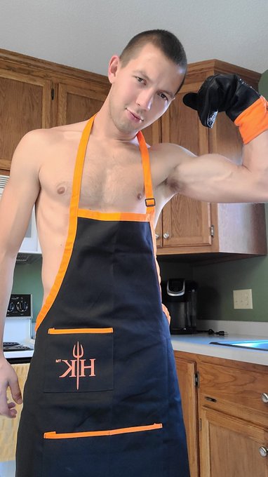Come step into Hell's Kitchen and get yourself a taste of what GIRTHYYYYGARYYY is cookin!💦💦😜😜🤤🤤🍆🍆 50%<a href="/tag/muscles"class="tags"><span>#muscles</span></a><a href="/tag/sexy"class="tags"><span>#sexy</span></a><a href="/tag/foodporn"class="tags"><span>#foodporn</span></a><a href="/tag/homemade"class="tags"><span>#homemade</span></a><a href="/tag/linkinbio"class="tags"><span>#linkinbio</span></a>