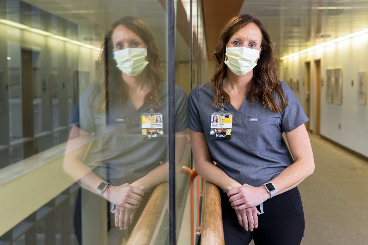 Internal Medicine at Iowa (@intmedatiowa) on Twitter photo Everyone in <a href="/uihealthcare/">University of Iowa Health Care</a>’s Heart & Vascular Center, from faculty like <a href="/SidakpalP/">Sidakpal Panaich</a> to <a href="/UIowaCVFellows/">Univ of Iowa Cardiovascular Fellowship Program</a> to RNs like Angela Kipp here, know that comfort, follow-through, & attention to detail can be as important as medicine.
medcom.uiowa.edu/theloop/news/f… Everyone in <a href="/uihealthcare/">University of Iowa Health Care</a>’s Heart & Vascular Center, from faculty like <a href="/SidakpalP/">Sidakpal Panaich</a> to <a href="/UIowaCVFellows/">Univ of Iowa Cardiovascular Fellowship Program</a> to RNs like Angela Kipp here, know that comfort, follow-through, & attention to detail can be as important as medicine.
medcom.uiowa.edu/theloop/news/f…