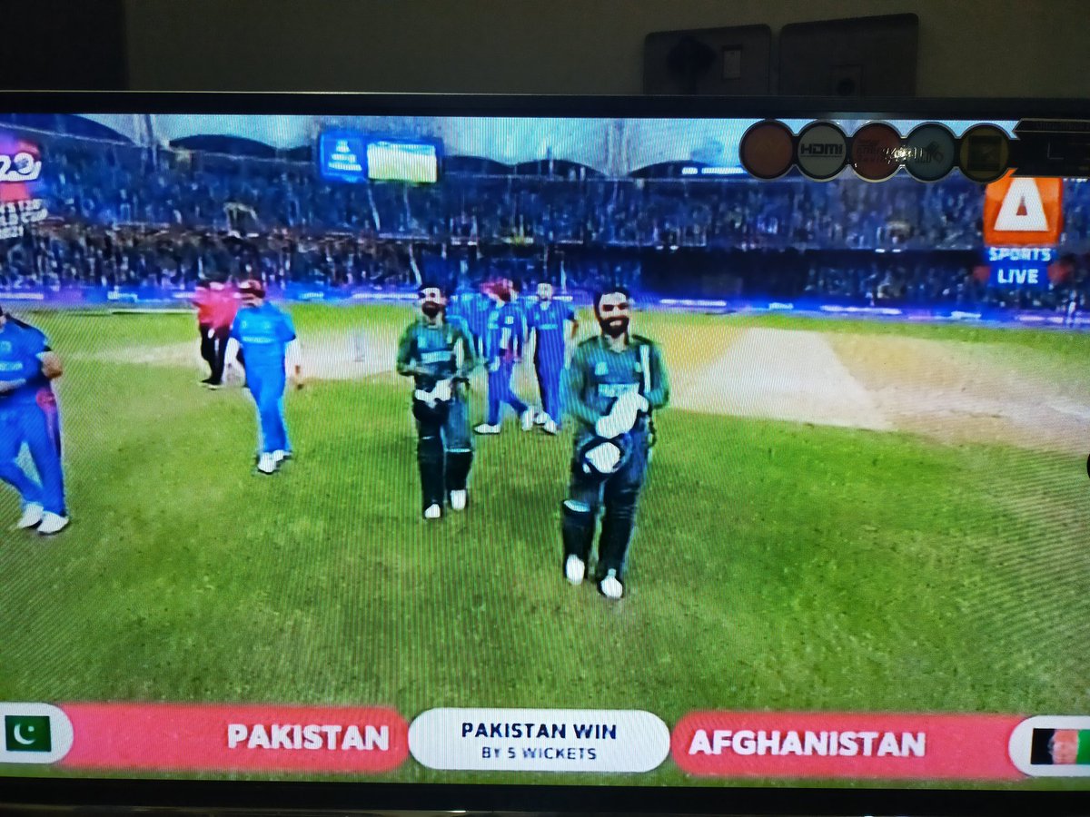 cheeky394's tweet photo. Shukr alhamdulillah! 
Congratulations Pakistan 🎉🎉win by 5 wickets. Well-done Asif Ali u  played well. You did a great job. Keep it up. Loads of  love🥰🥰🥰
#PakvsAfghanistan https://t.co/AgIdSMfi8T