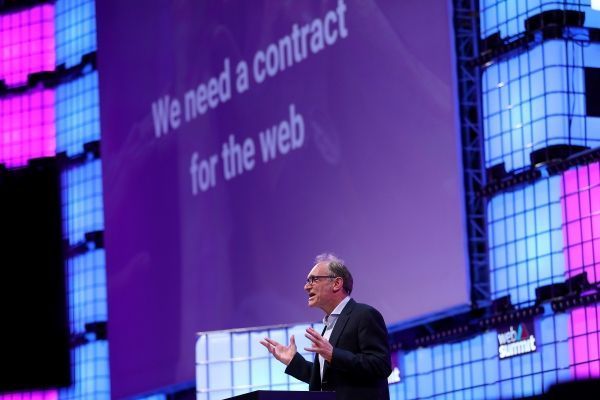 FlashTweet's tweet photo. 4️⃣🧡[#CoupdeFlash] @timberners_lee trouve des fonds pour sa #startup pour « réparer le #web » https://t.co/spqsTXDOxA v/ @TechCrunch 

💬Le fondateur du #WWW pourrait lever entre 30 et 50 M$ pour sa startup #Inrupt, déjà soutenue par le géant @Akamai

#Web 
#FlashTweet⚡️ https://t.co/NdFSIxDsO5