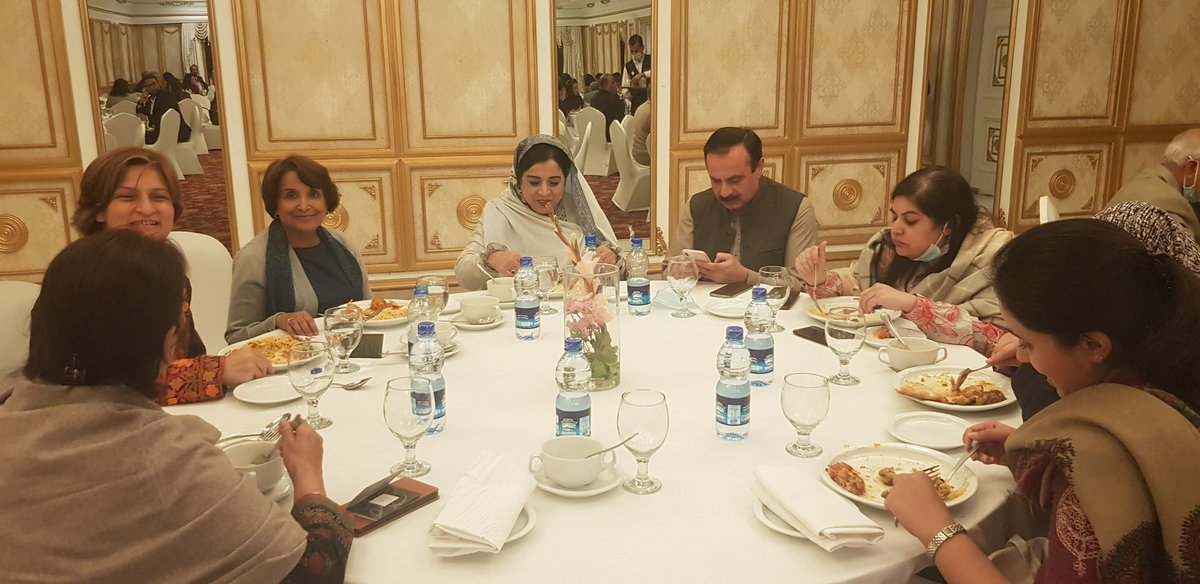 nishatriaz's tweet photo. Ending an engaging day with warm soup and delicious جلیبی while the discussion is around #PakvsAfg #T20WorldCup 
#PakUKEducationGateway
#AllPakVCsConference https://t.co/VCrTsfVJr4