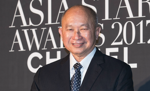 IndieWire's tweet image. John Woo is back with #SilentNight, his first U.S. action film in decades to be directed by the Chinese filmmaker (via @DEADLINE). Joel Kinnaman will star in the film, described as a loud action tale, without a word of dialogue.