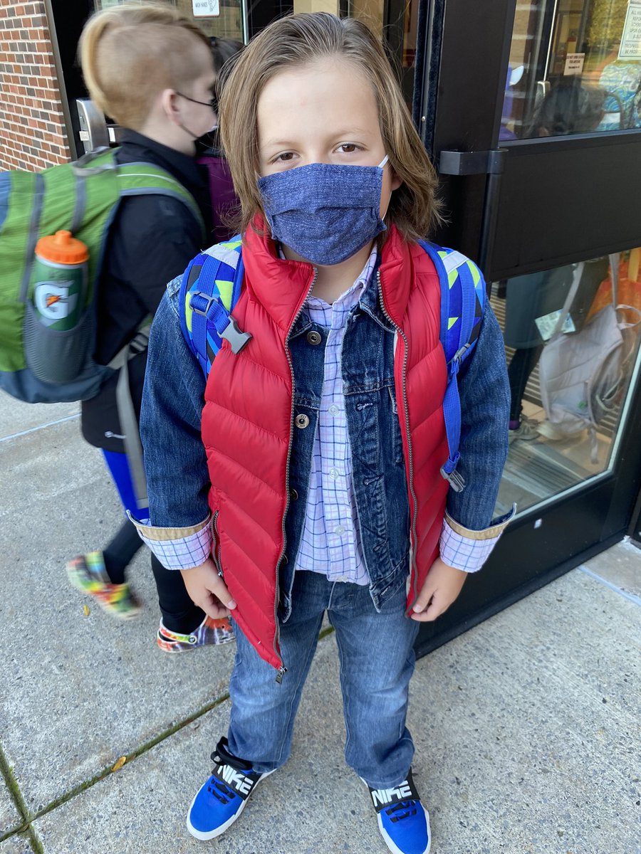 MrKilian_SRE's tweet image. Great morning for a Halloween Fun! SRE students and staff looked great In their costumes. #SREcommunity