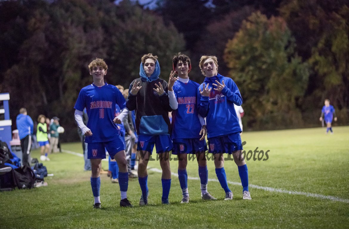 Boys soccer quarterfinals vs Central tonight @ 7:30🔥🔥 boys are playing away, good luck😈😈