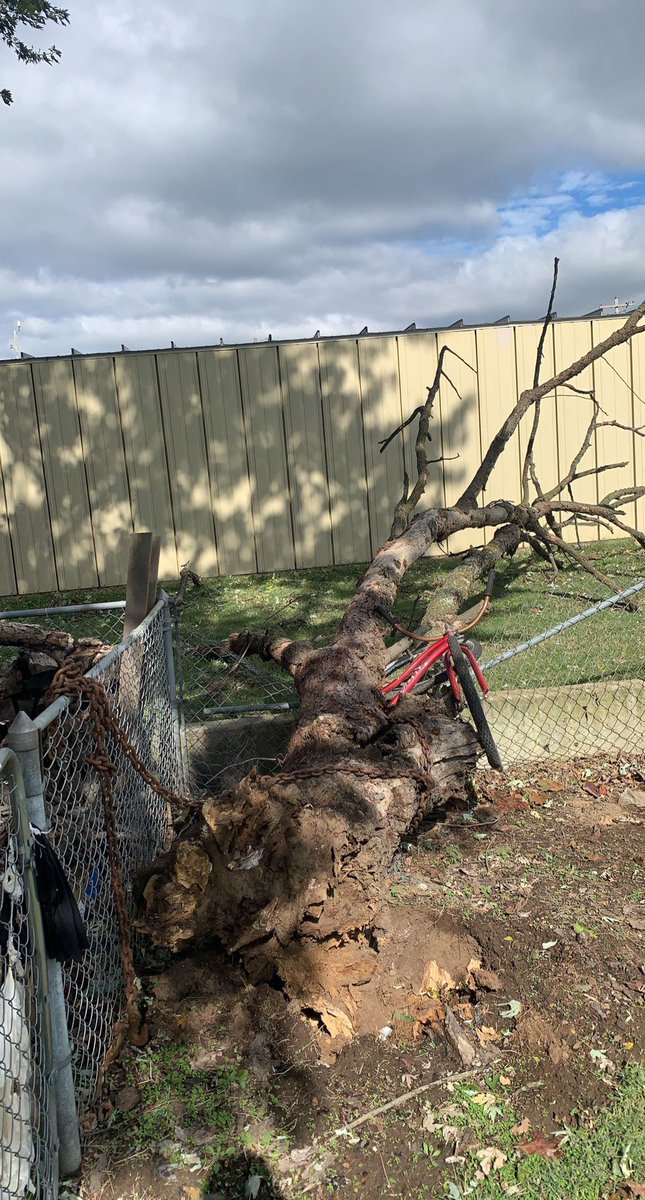 At least my bike is ok!😄 <a href="/FOX23News/">FOX23News</a>