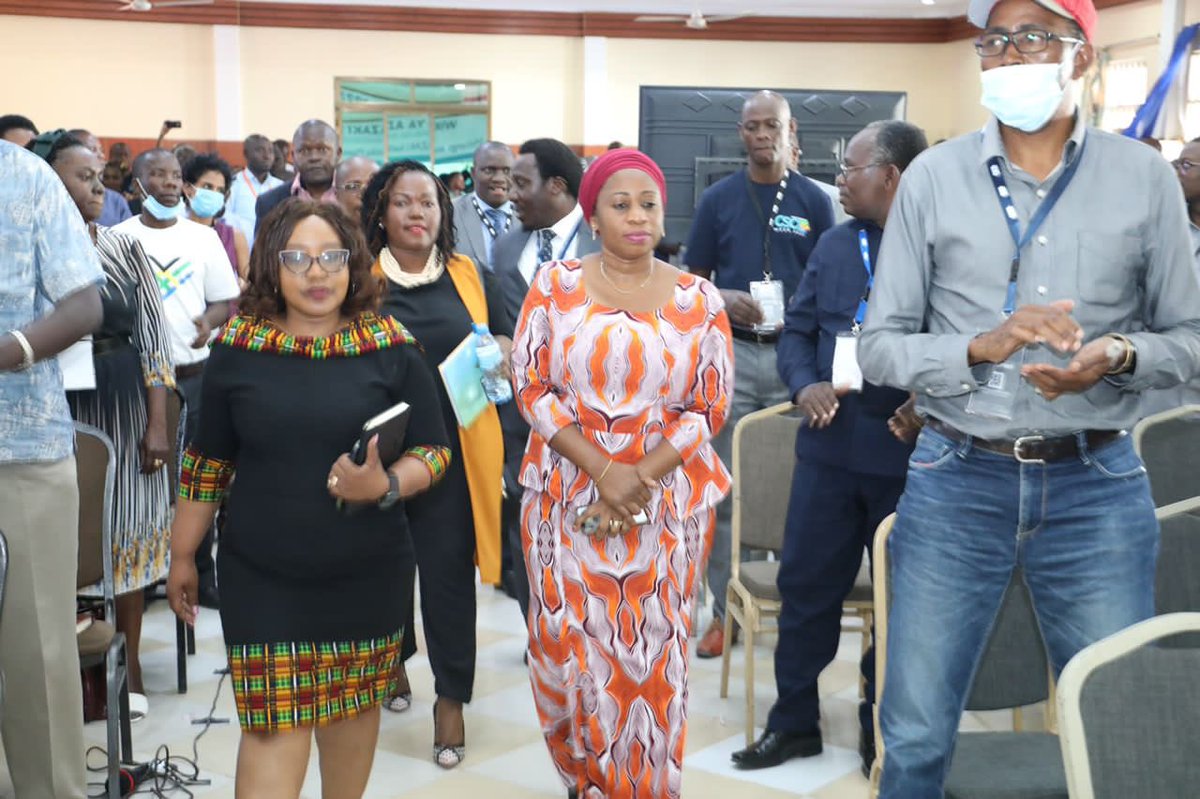 ummymwalimu's tweet photo. ...miaka 2 pale @ESRFTZ chini ya Prof Wangwe/Prof Amani +miaka 6 ya kufanya kazi kwa karibu sana na AZAKI pale Royal Danish Embassy @DKAmbTanzania Hakika jana Nilijisikia nipo nyumbani. Asanteni sana wanaAzaki wenzangu. Hongereni kwa kazi nzuri #AzakiNaMaendeleo #WikiYaAzaki2021 https://t.co/LD0WCwcVhS