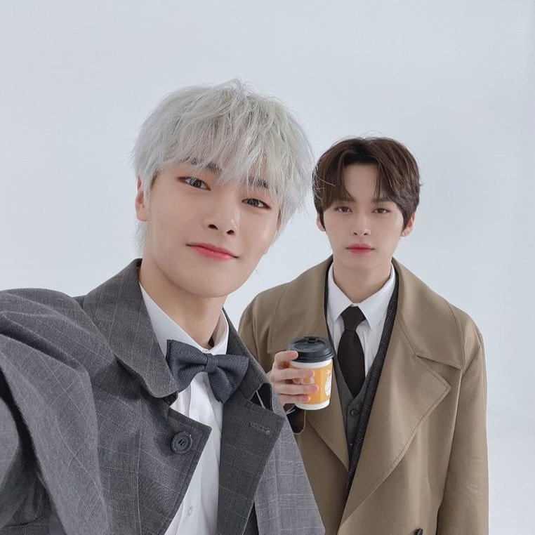 9897bits's tweet image. ❤️ | #JUNGKOOK #LEEKNOW (ft. #JHOPE #I_N)