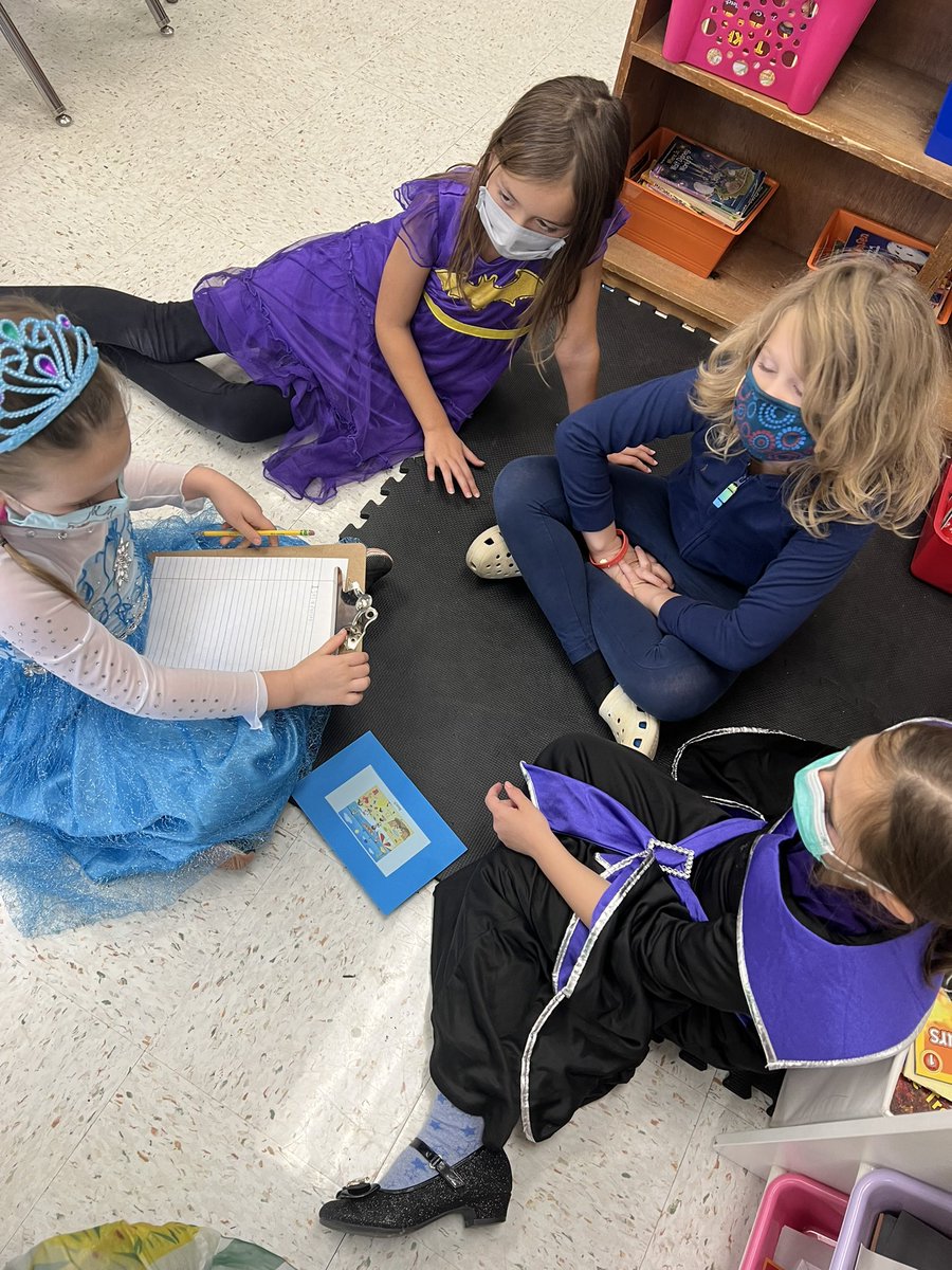 MegRyan0813's tweet photo. Another AWESOME lesson with @meganahowland!! Heads Up,  descriptive writing, and teamwork helped us wrap up our unit on story elements!! These kiddos were focused and engaged the whole time!! Thanks so much @meganahowland for coming to visit!! It was fun co-teaching with you! 😎 https://t.co/vRkURDlfE6