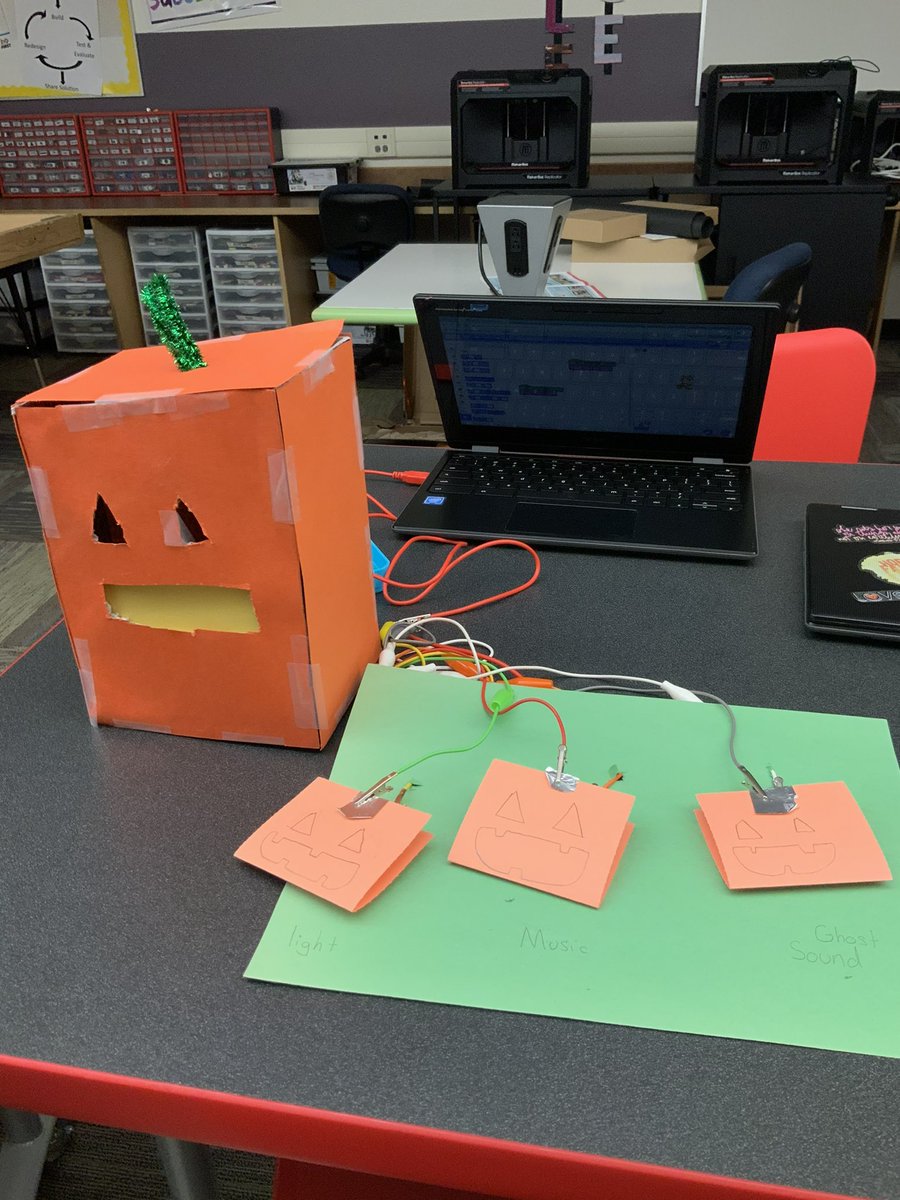 Julie Snyder tweet media