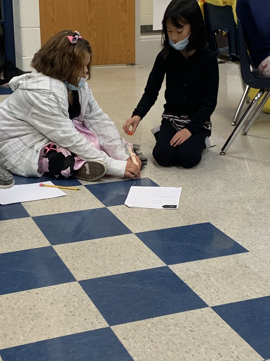 Problem solving, collaboration, &amp; critical thinking at work applying our knowledge of simple machines to build a punkin chunkin catapult! #STEM #notacraft #fcpsitc @fcpsk12 #OESInspires