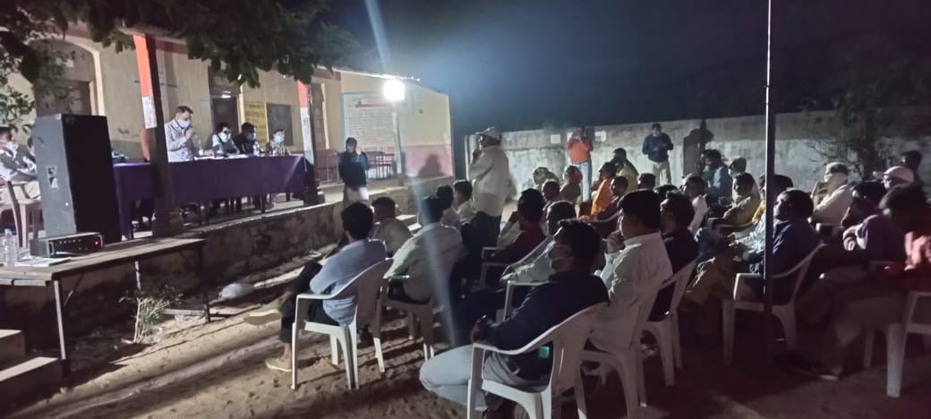Ratrisabha-village Dabha-bayad
Good governance-responsive government.Logical solutions..
Government at ur doorstep @CollectorArvali <a href="/pkumarias/">Pankaj Kumar</a> <a href="/trajendrabjp/">Rajendra Trivedi</a> <a href="/CMOGuj/">CMO Gujarat</a>