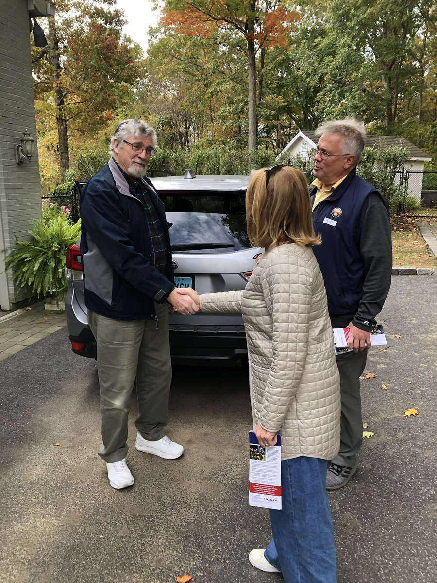 RepTKlarides's tweet image. I had a great time talking with voters in Redding this morning with @shabanforct! 

Remember to vote Republican this Tuesday across CT to keep your taxes low and communities safe!

#CTPolitics