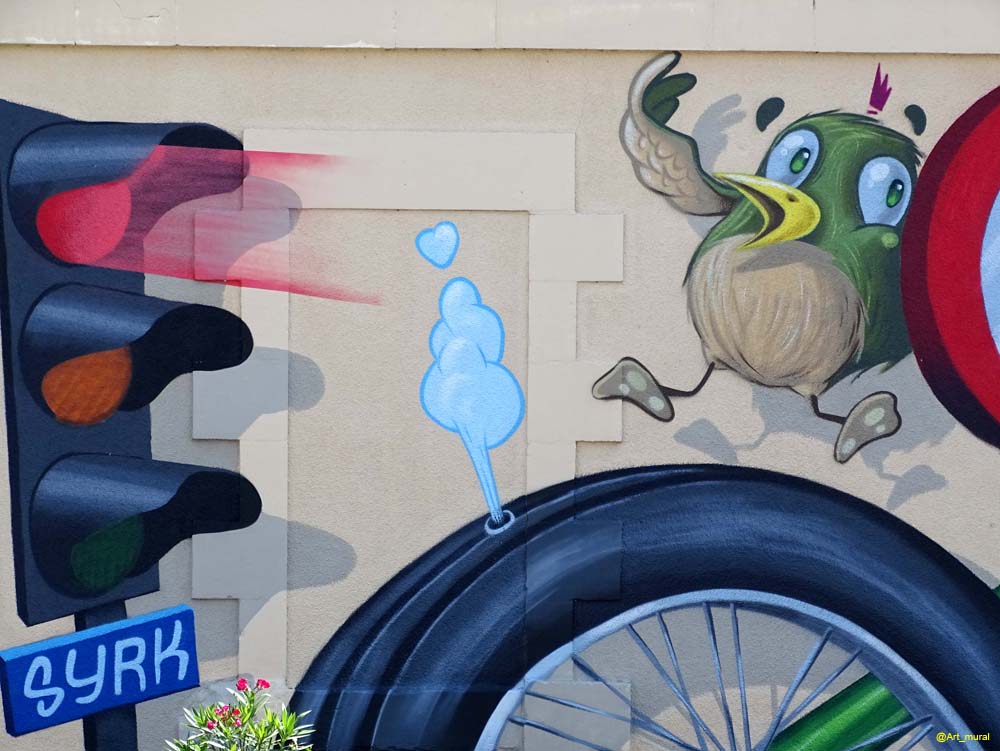 Art_mural's tweet photo. Chasseneuil du Poitou #Vienne Le cycliste fou par #Syrk
En savoir + en suivant ce lien : https://t.co/kzcXKGNDBd https://t.co/ivdiZGswD7