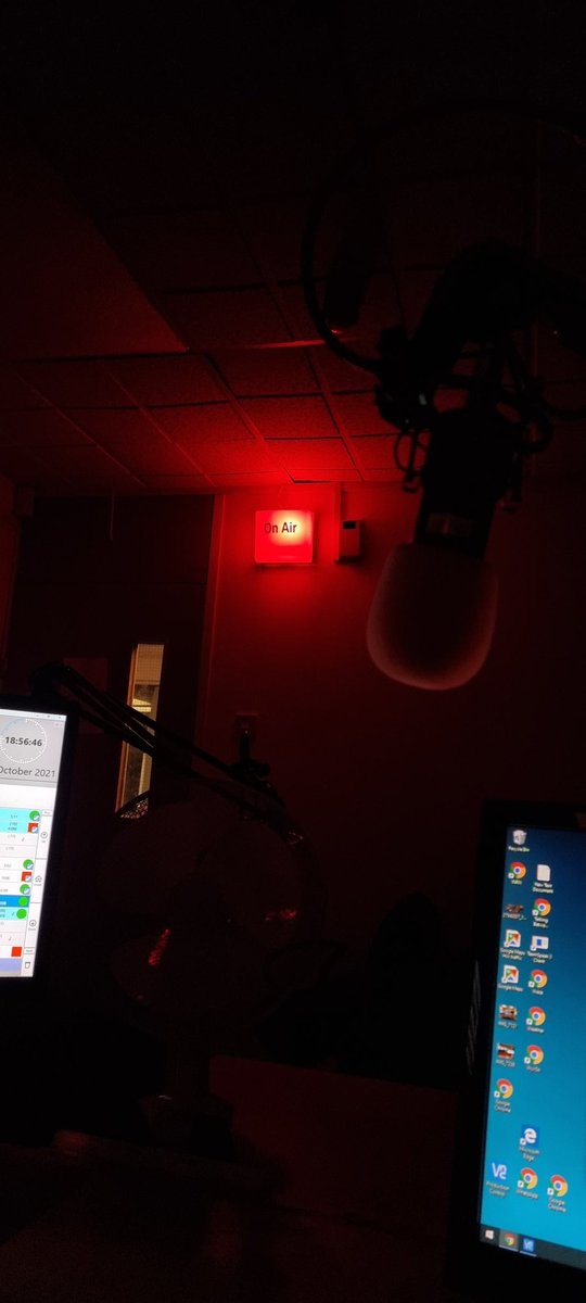 5 years of Drivetime on @WycombeSound 🎉 #WycSo celebrates it's 5th Birthday on Sunday.. not exactly sure where the last 5 years have gone  🤯