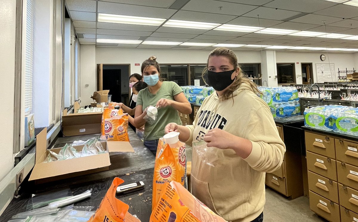 ispplutonium's tweet photo. (2/3) More volunteer photos! https://t.co/Q3FaKdau9W