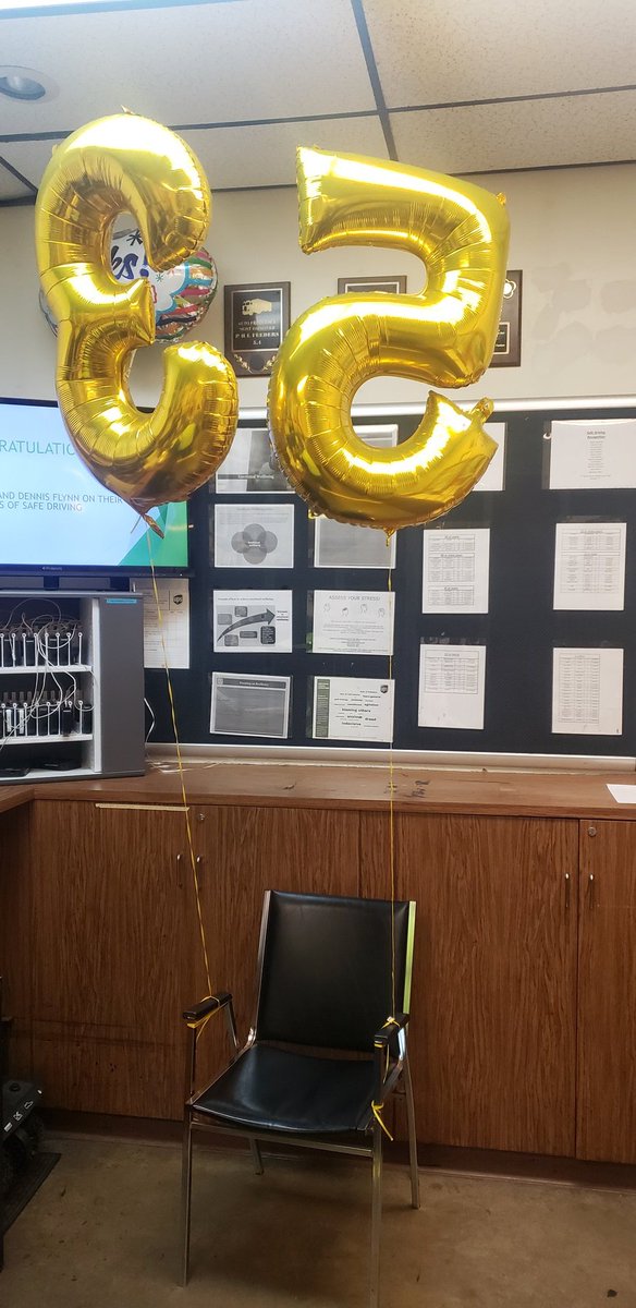 A BIG Thank You &amp; Congratulations to PHLPA Feeder drivers Dennis Flynn and Lance Abele for 35 years of Safe Driving. Thank you for all you do! 35 years is a Huge accomplishment <a href="/RayBarczak/">RayBarczak</a> <a href="/RobertCapone17/">Robert Capone</a>  <a href="/EricMor920/">Eric Morrell</a> <a href="/Feeder_Night/">PHLPA Feeder Night</a>