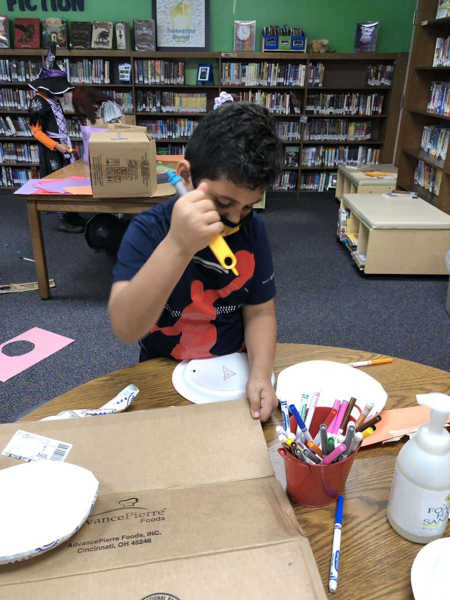 PaulRoadENL's tweet photo. Busy at the Invention Station during today’s Socktober celebration at @PaulRoadSchool https://t.co/4BVGLbsiLp
