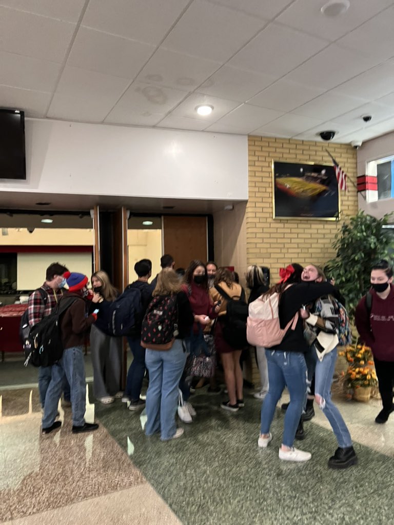 Congrats to the new cast of the <a href="/EFWarriors/">Elizabeth Forward HS</a> @EFHS_Musical . Looking forward to the spring show!