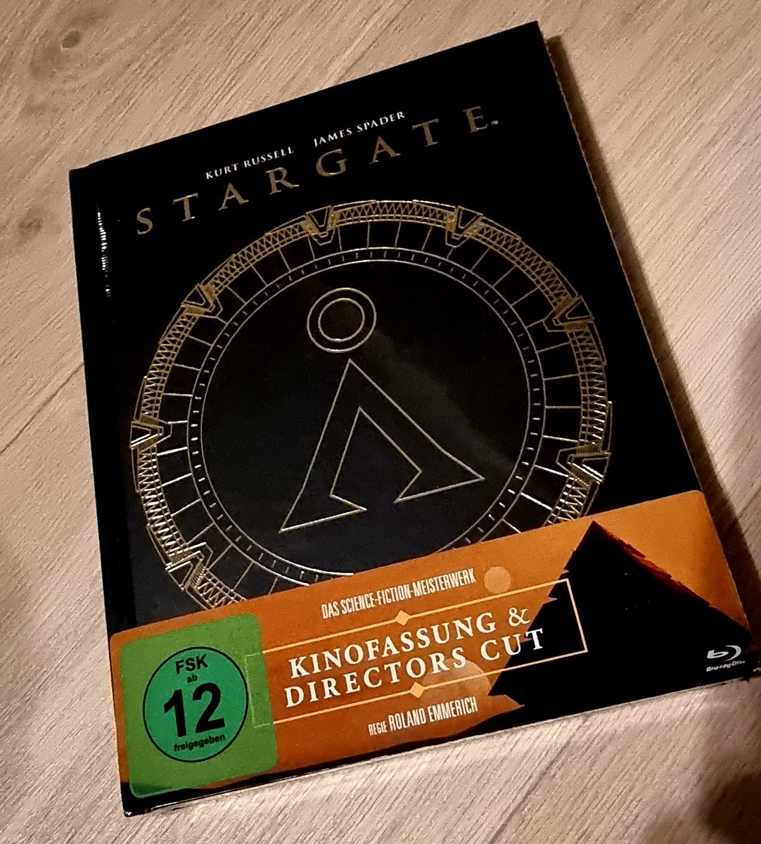 OutZidr's tweet photo. Ohhh wie ist das schöööön. 😁
Neu in der #Sammlung #BluRay #Mediaboom #Stargate https://t.co/NCshDiZ93u