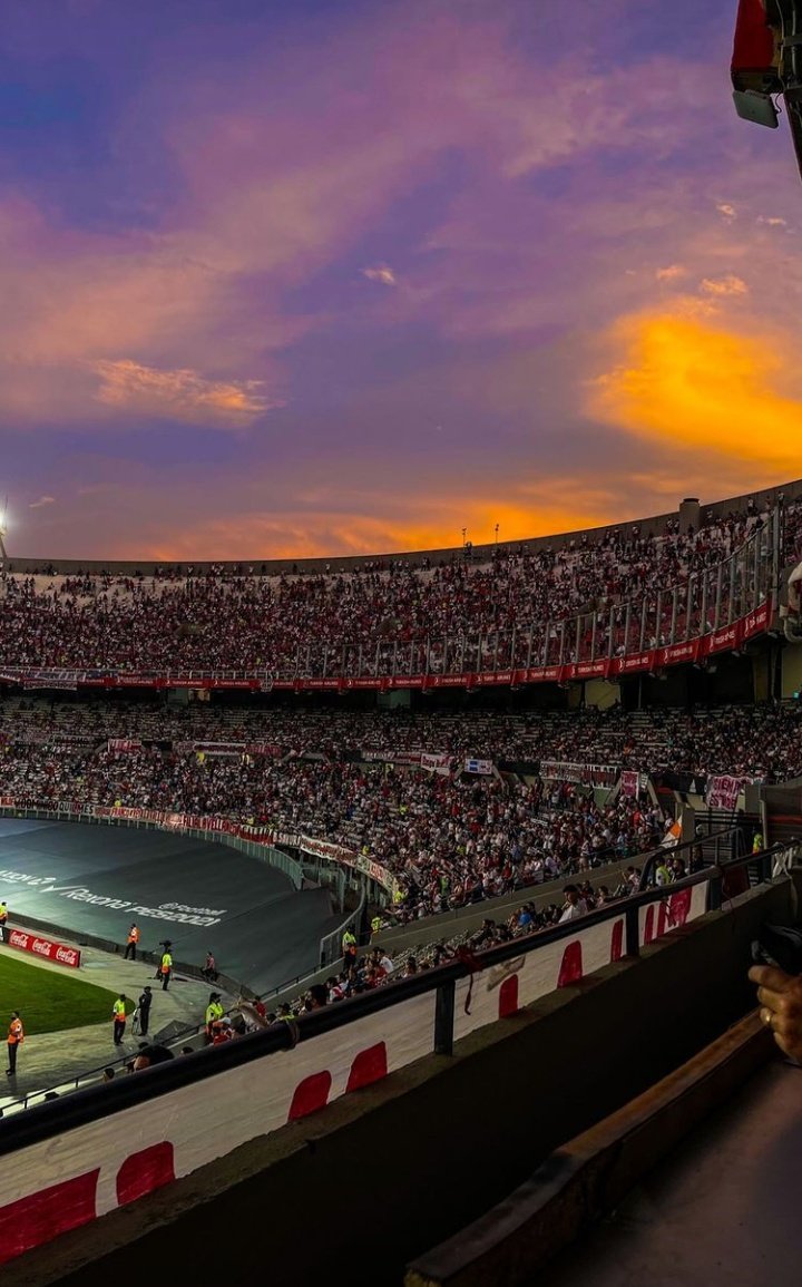 EL MONUMENTAL ES DE OTRO PLANETA.