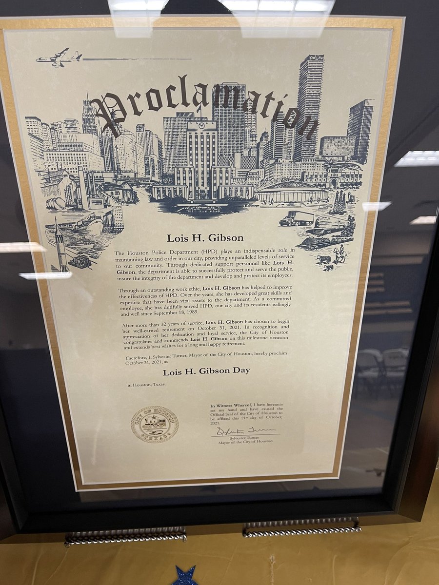 RickySalas_'s tweet image. Today was a bittersweet moment, after 39+ years Lois Gibson is Officially retired from the Houston Police Department. The gift and talent she holds is truly irreplaceable. The @houstonpolice department will not be the same without her. #Houston #ForensicArt #Artist #Police #HPD