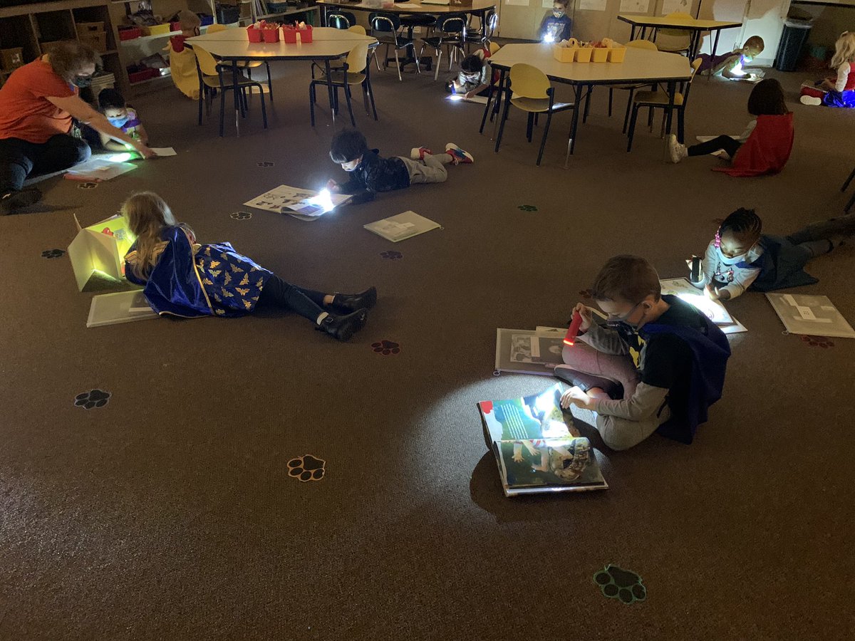 creagersclass's tweet photo. We are Super Readers!!@creagersclass @BSEhseIN https://t.co/VbWK7mNjLD
