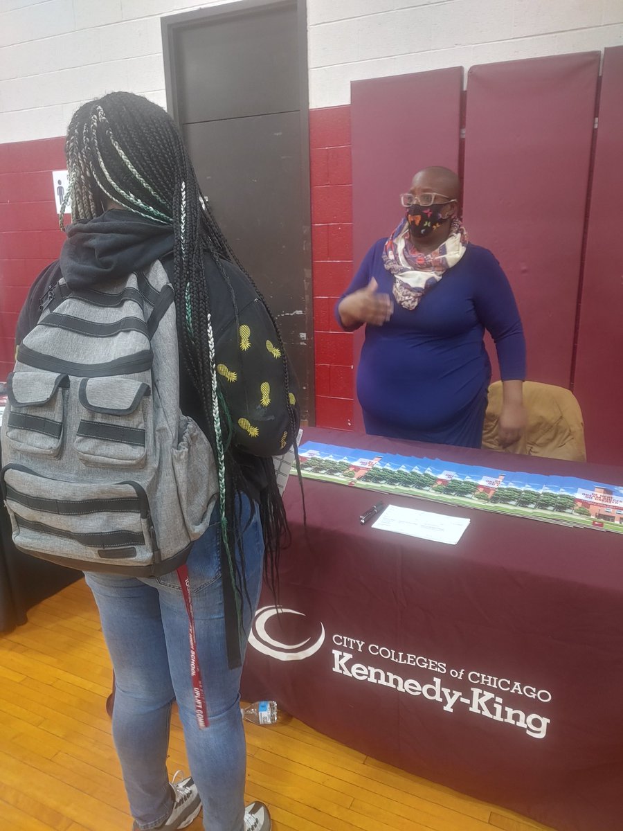 KKCRecruiterKH's tweet photo. It's been a very busy week, but KKC was able to make a presence at our high schools and in the community. We had a great time out at Uplift High School. Enjoyed reconnecting with students interested in learning about KKC. 

@KKCEnrollment @KK_College https://t.co/nNWB0Zqb18