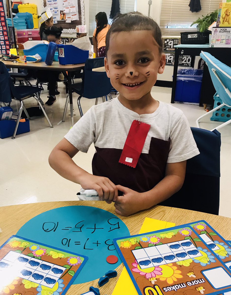 SoaringInFirst's tweet photo. These sweet &amp; motivated firsties asked to read and practice math facts during indoor recess 🥰 #MonaviewMoments https://t.co/Rxy0xSB8pQ
