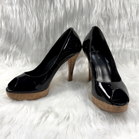 RegerPier's tweet photo. So good I had to share! Check out all the items I'm loving on @Poshmarkapp #poshmark #fashion #style #shopmycloset #meettheposher #colehaan #zumbafitness: https://t.co/EcLinim8te https://t.co/ny6jN3Lf3Q