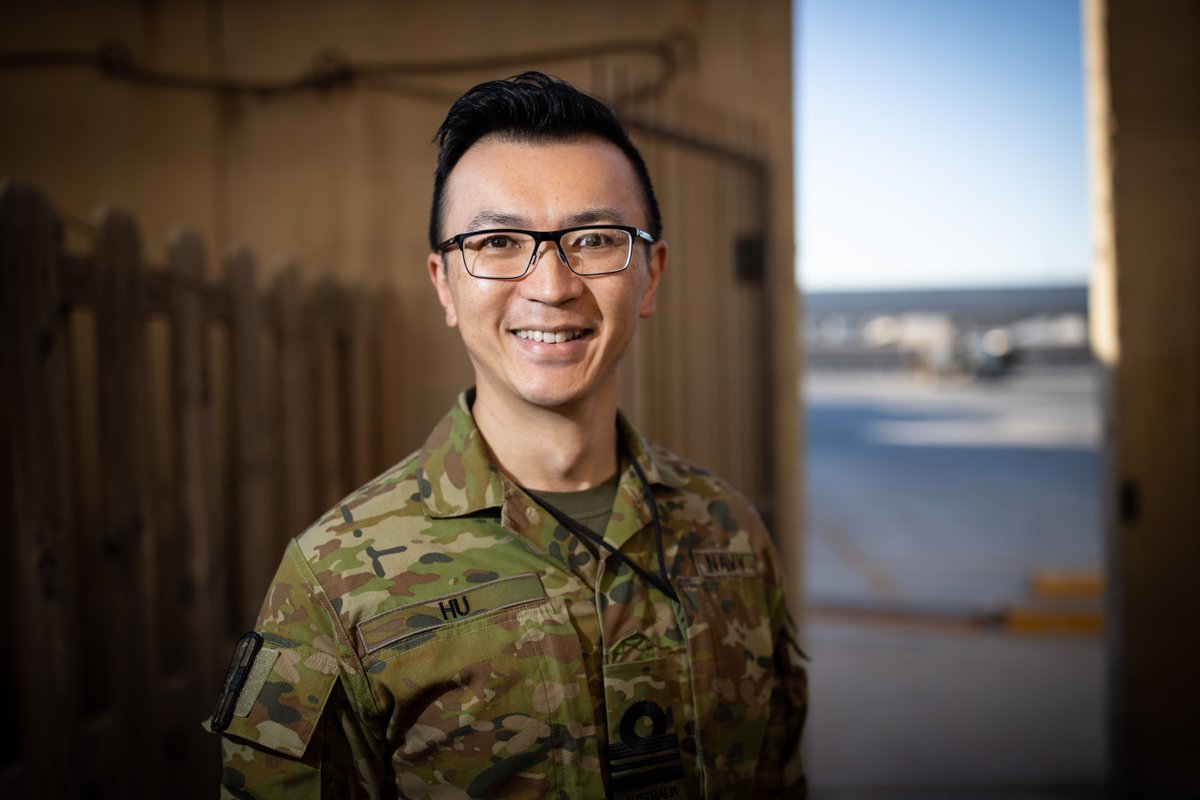 A career that cares🩺🏥 #AusNavy Lieutenant Commander Lin Hu is an anaesthetist providing specialist surgical and medical care at the only role 3 hospital in the Iraq area of operations. 📖: bit.ly/3GtJVMG #DefenceJobs #YourADF