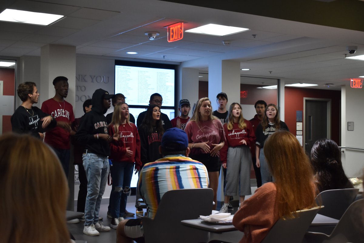 CreateAthonUSC's tweet image. Dinner and a show! 5 hours in... 19 to go!! #createuofsc21