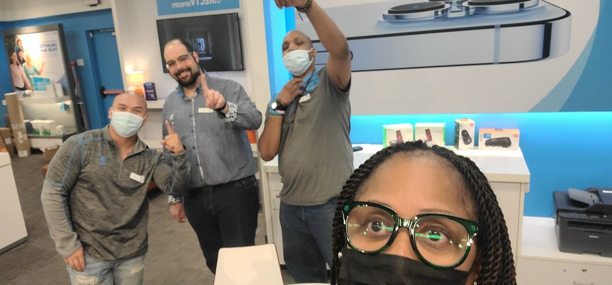 hunter_celeta's tweet photo. Closing out Friday evening with Prime Reston #1 Team under Prime SaVAge Squad and the A-Teamπ₯π₯ Way to persevere and shine Joe! @AleemMcallister @Jimmy_Nguyen89 @Ciara_Wills @swat_east #SWAtsUp #SWATsocial #ProudSwatter https://t.co/SdqSZt0Gp6