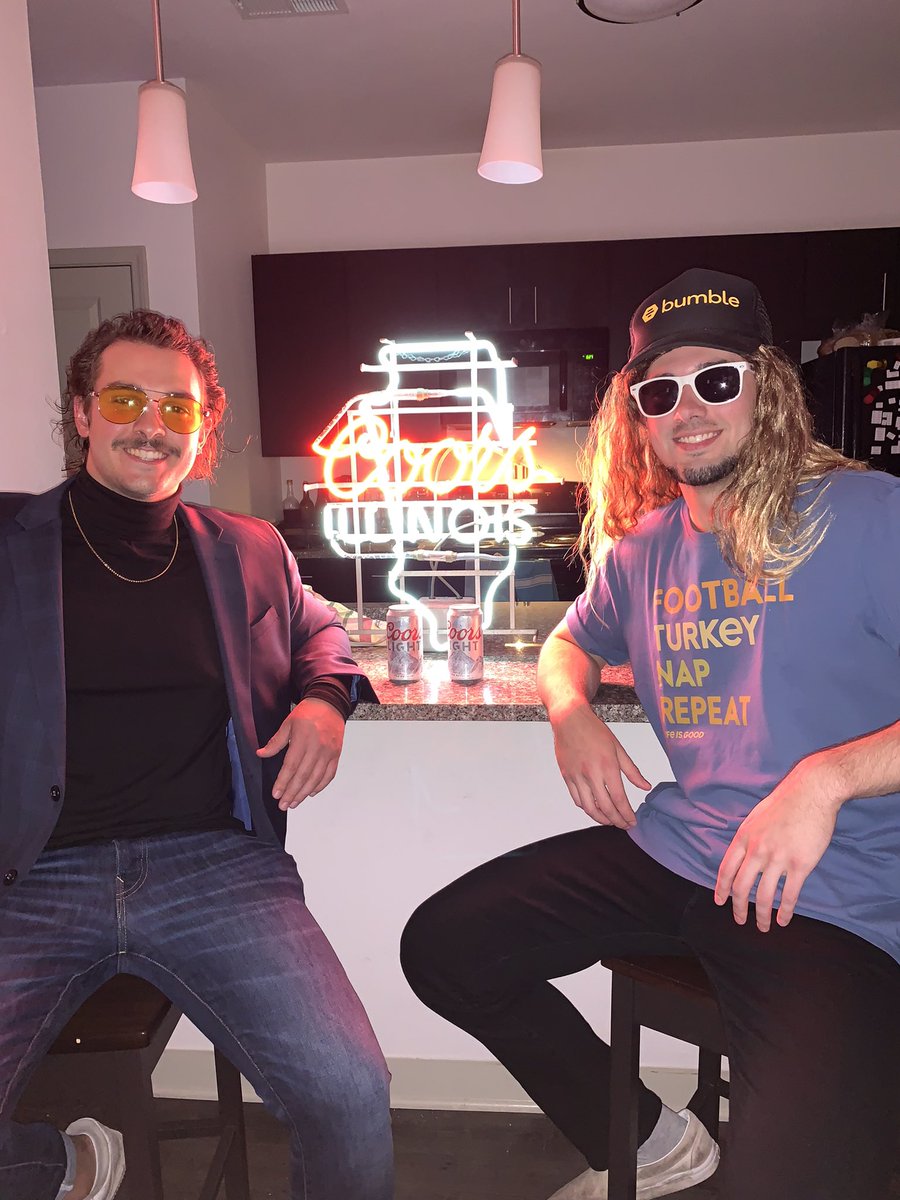McFaddenMax's tweet photo. Pardon our Costumes @PardonMyTake @BarstoolBigCat @PFTCommenter @Billyhottakes @hen_ease https://t.co/BgYDq5dGEC