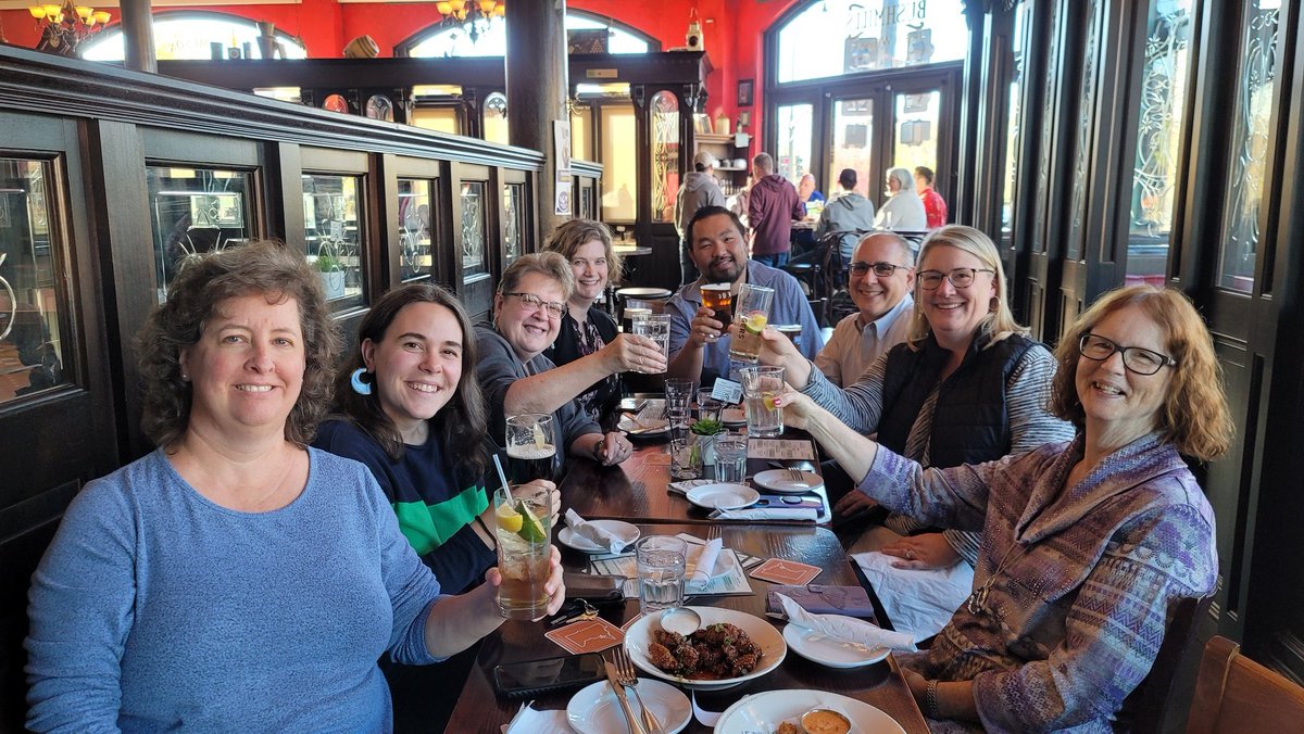 meng0s's tweet photo. We come together every year, from all over the MSP region, to remember @ToddChamberGuy. Never forgotten, always with us. #Cheers #MplsChamberFamily https://t.co/3dj1EcF0b6