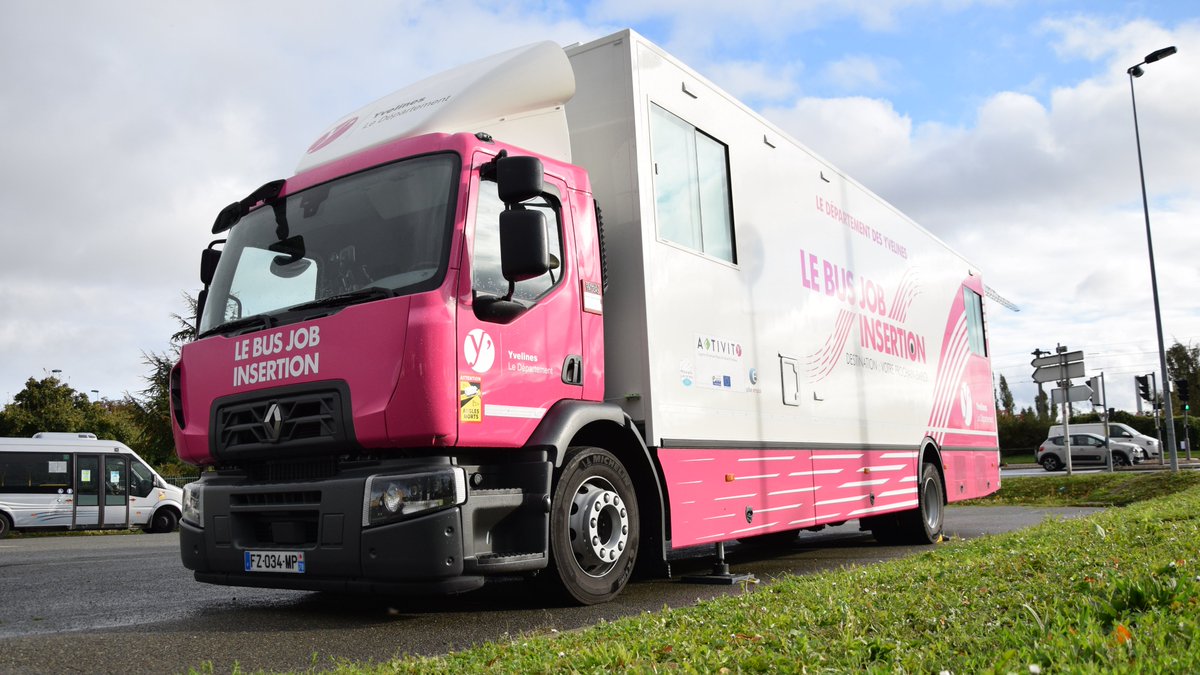 🚌Le #BusJobInsertion s'installe jeudi 18 nov. au pkg de la Sécurité sociale (av. de Poissy) de 9h30 à 16h30.
▶ Pour la recherche d'emploi, la reconversion professionnelle et l'aide aux entreprises, faites un arrêt au bus !
ℹ + d'infos : bit.ly/3AmCkfc
#ILoveCLV💚