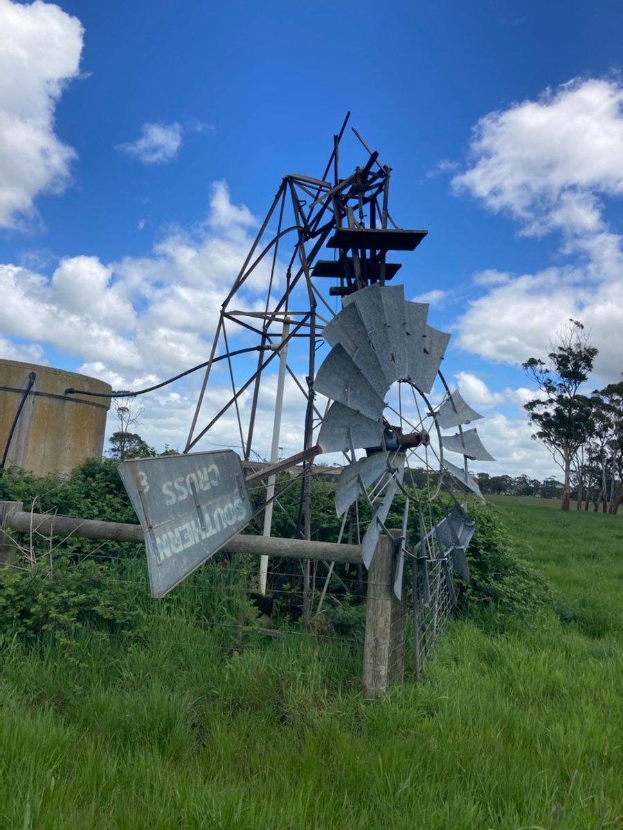 Bloody wind #2 Now the big question is wether to replace the mill or go a solar pump🤔