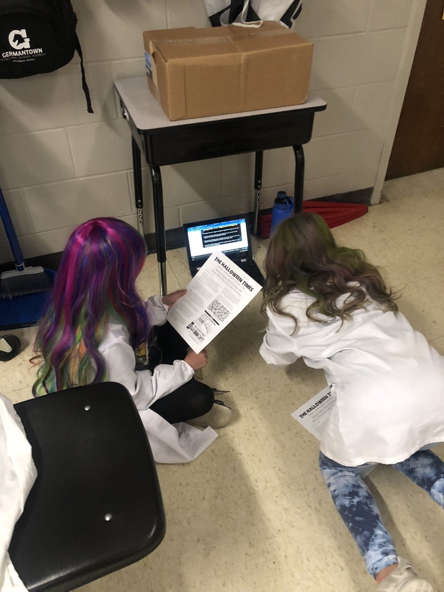 mrsguynes5th's tweet photo. Today was full of team building, FUN, + a little craziness! @DogwoodES #teachgmsd #dolphinlifeisthebestlife https://t.co/4W3a2YkR8c