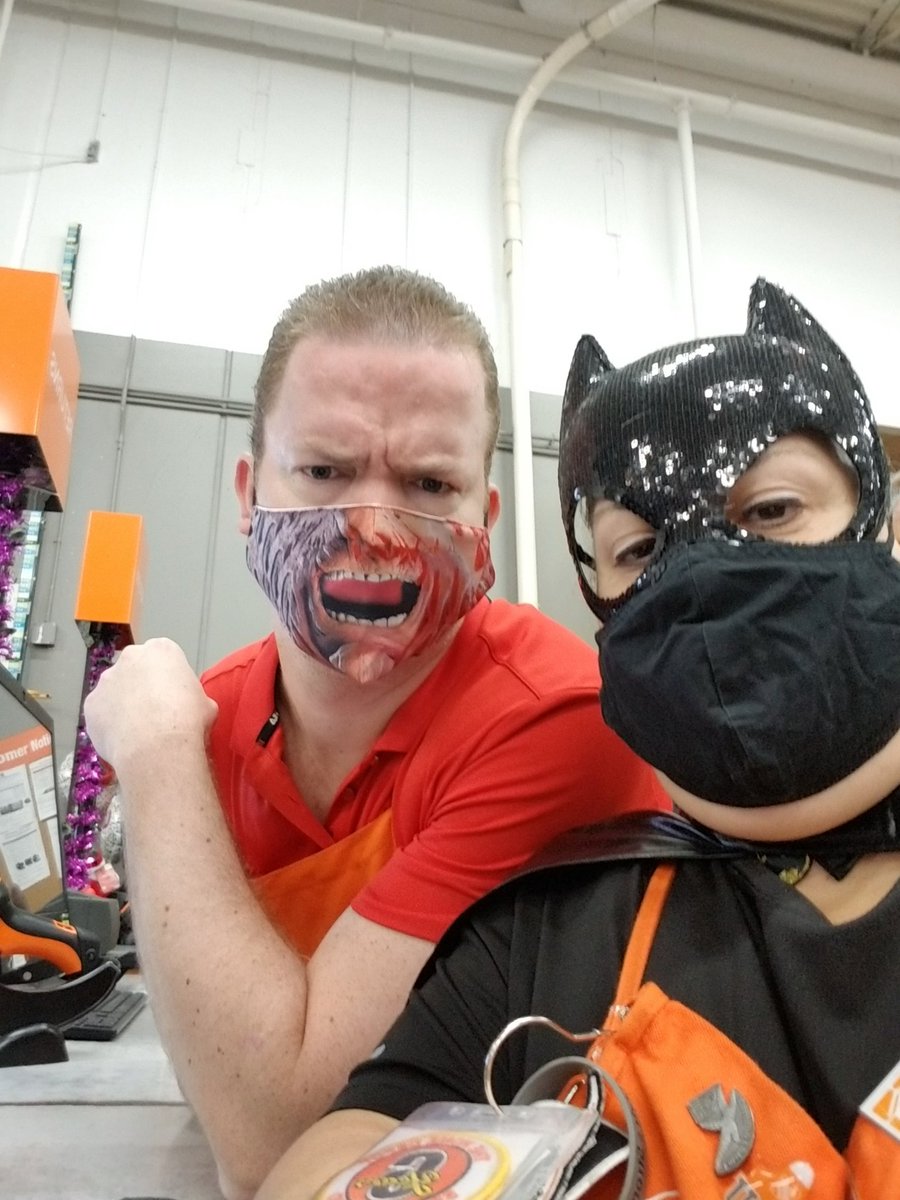 JuanitaSebesty1's tweet photo. Day 1 of Homerween at 0953 and this is my sidekick....Dan from the service Desk is sporting his best game face while I am exhibiting my best bat girl impression. Lets see what the rest of this weekend brings! https://t.co/2ziLiojHU1